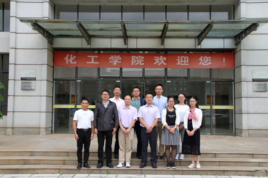 日本女优a片
化工系赴云南大学-昆明理工大学调研学习1.jpg